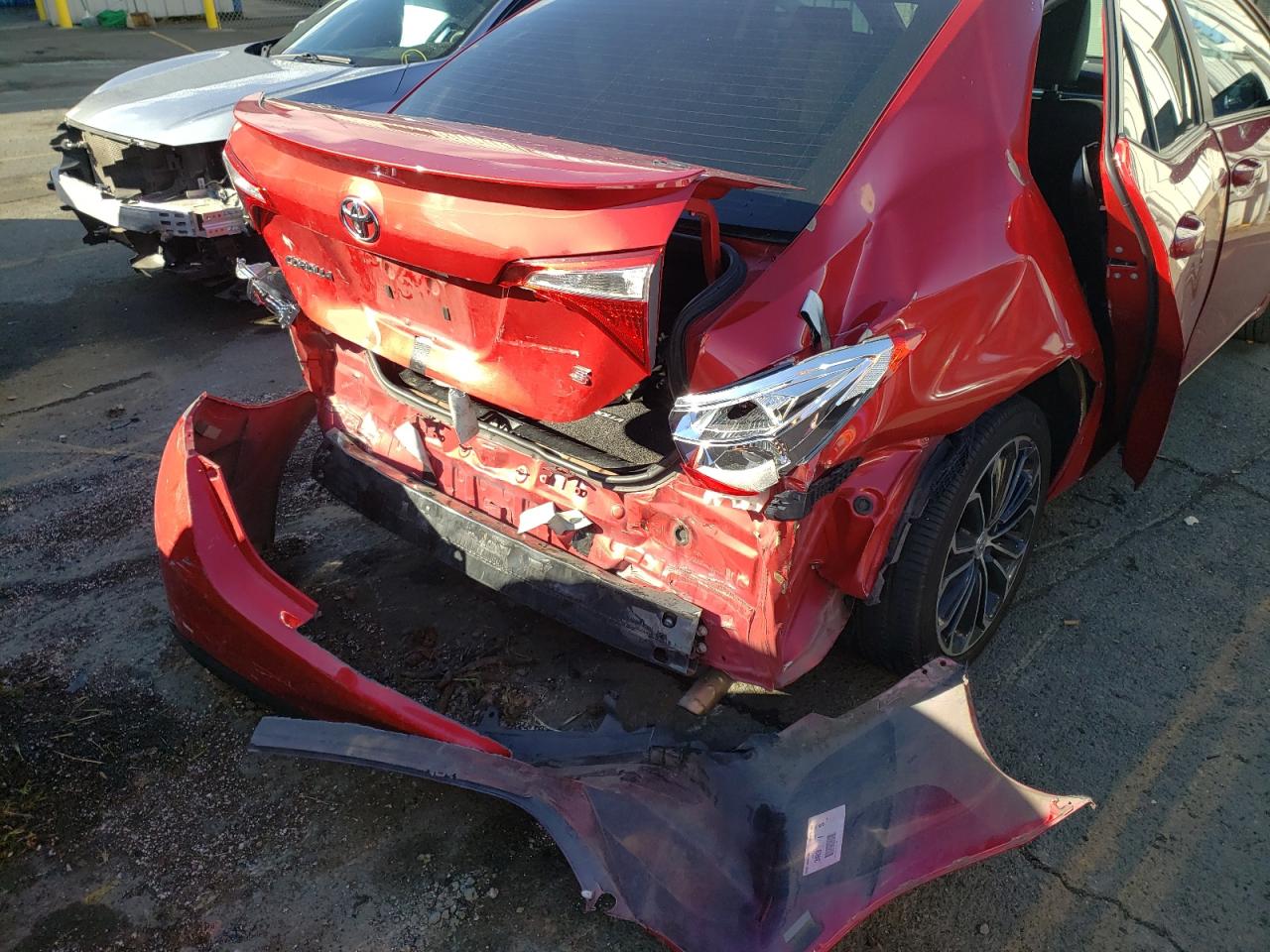 Photo 9 from auction – 2016 TOYOTA COROLLA L with VIN 5YFBURHE0GP401016