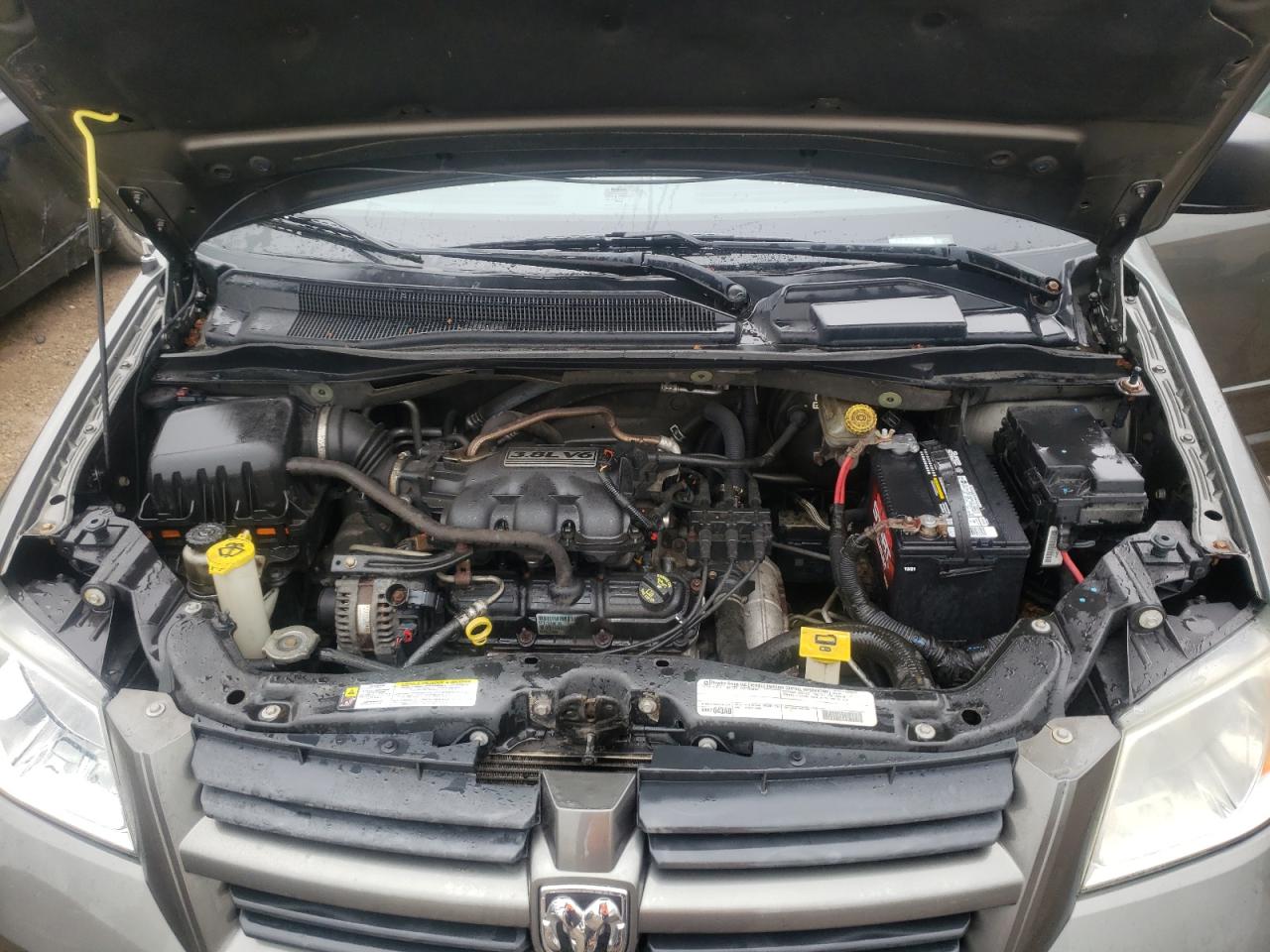 Photo 7 from auction – 2010 DODGE GRAND CARA with VIN 2D4RN3D12AR440177
