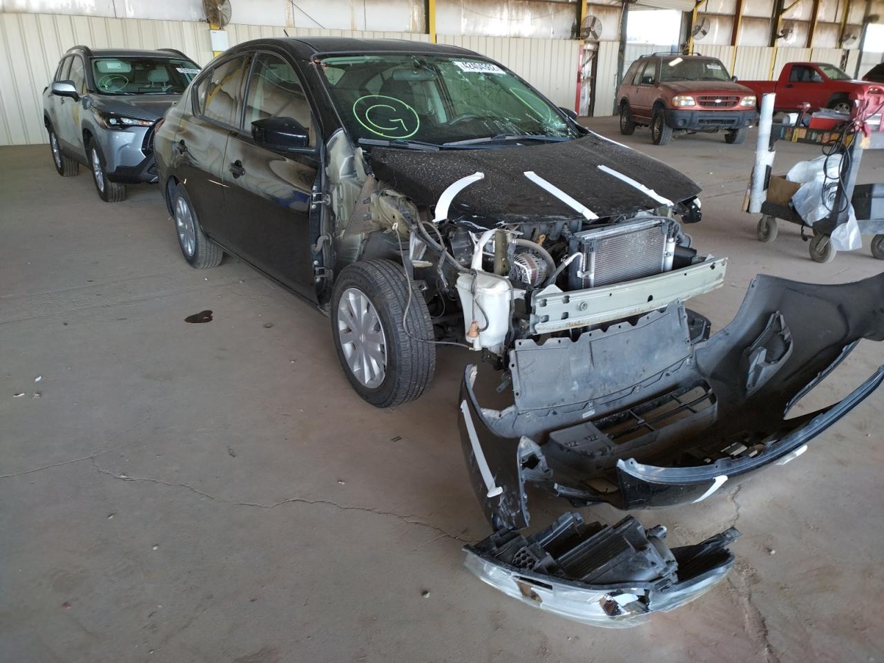 NISSAN VERSA S 2016 with VIN 3N1CN7AP6GL870905 - Photo from auction