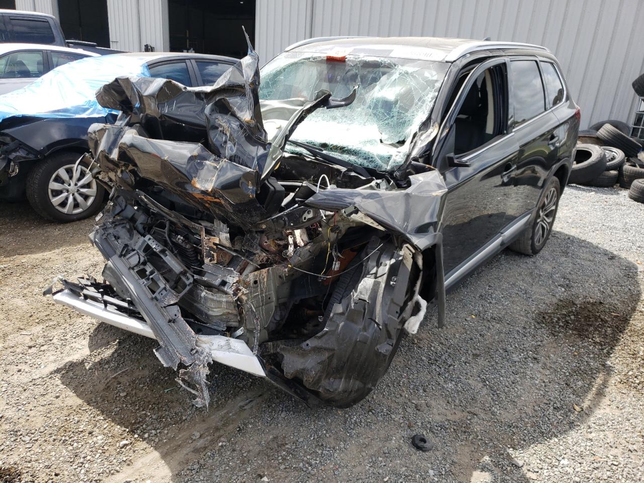 Photo 2 from auction – 2017 MITSUBISHI OUTLANDER with VIN JA4AD3A31HZ029639
