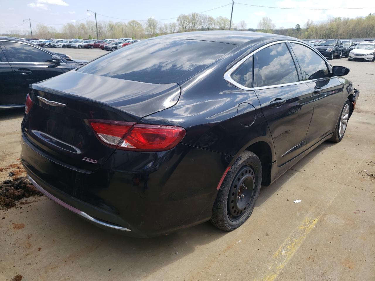 Photo 4 from auction – 2015 CHRYSLER 200 LIMITE with VIN 1C3CCCABXFN579245