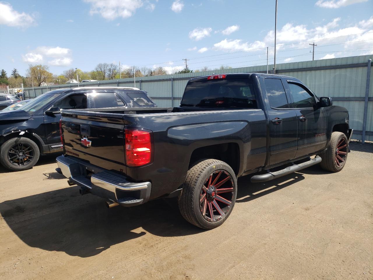 Photo 4 from auction – 2016 CHEVROLET SILVERADO with VIN 1GCVKREC2GZ175914