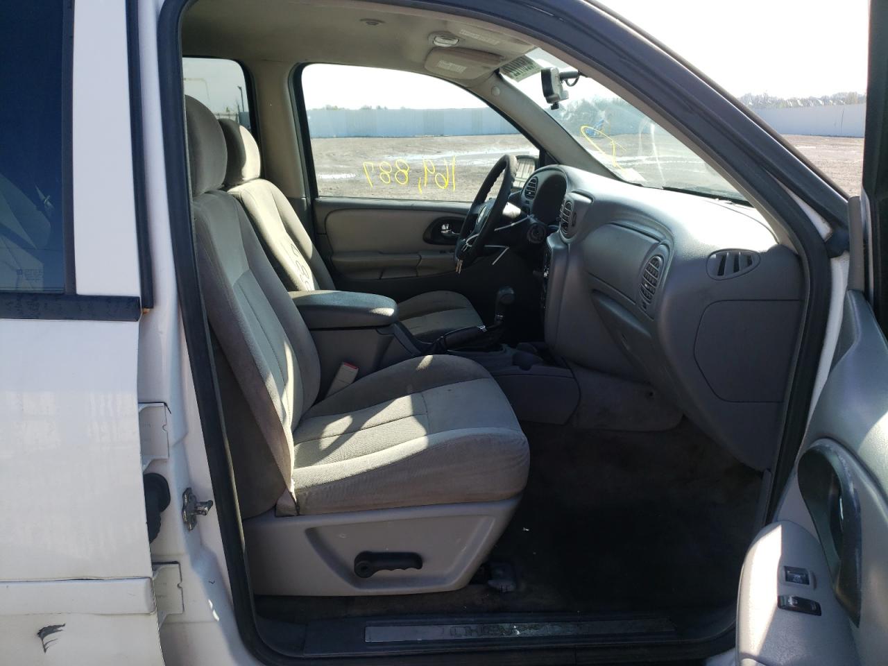 Photo 5 from auction – 2007 CHEVROLET TRAILBLAZE with VIN 1GNDT13S172135957