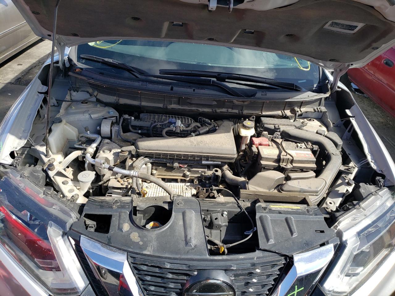 Photo 7 from auction – 2019 NISSAN ROGUE S with VIN 5N1AT2MT0KC825481
