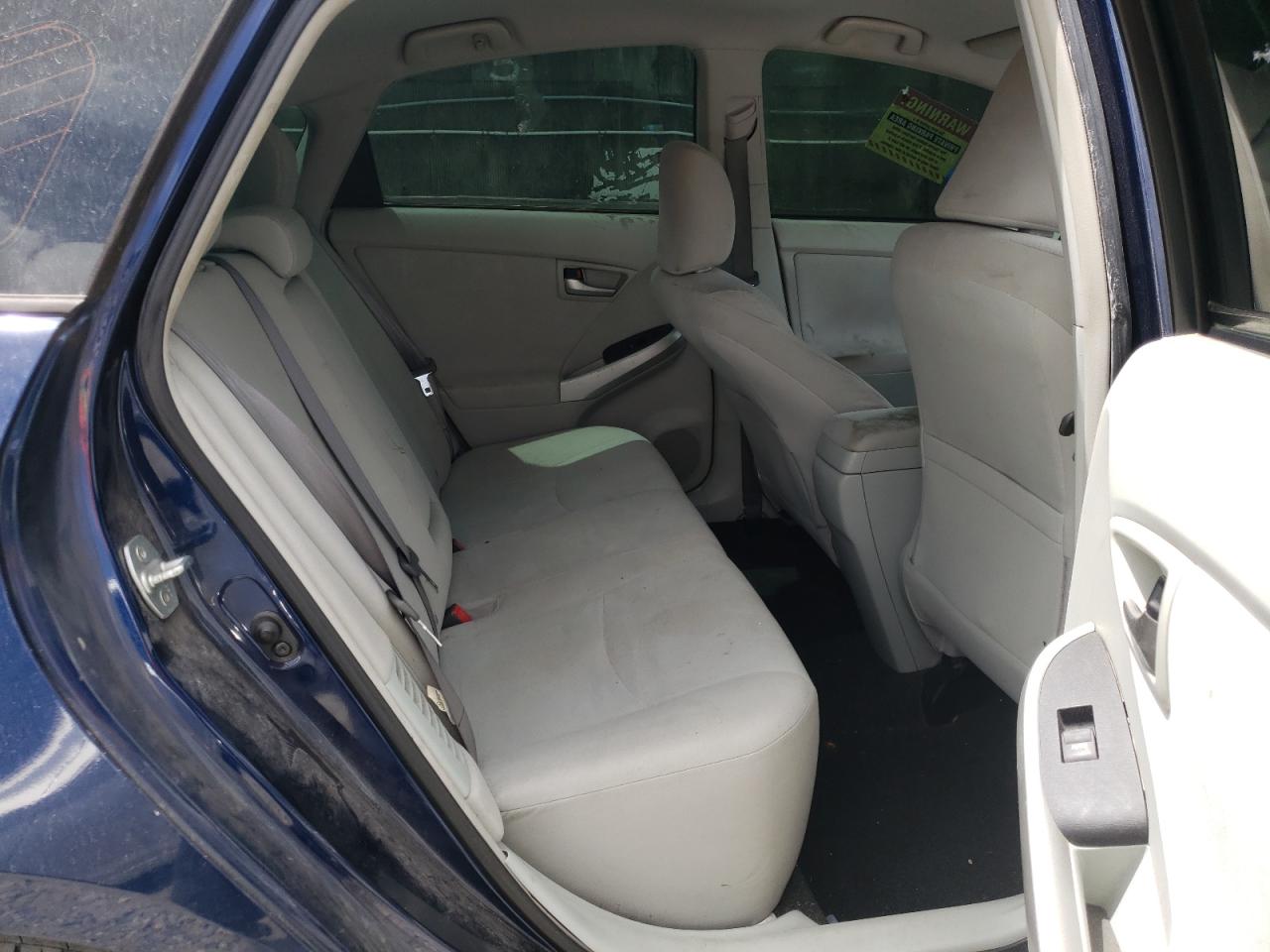 Photo 6 from auction – 2013 TOYOTA PRIUS with VIN JTDKN3DU5D1687680