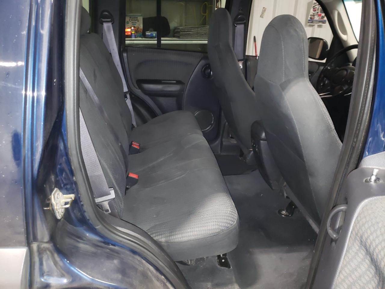 Photo 6 from auction – 2002 JEEP LIBERTY SP with VIN 1J4GL48K42W133227