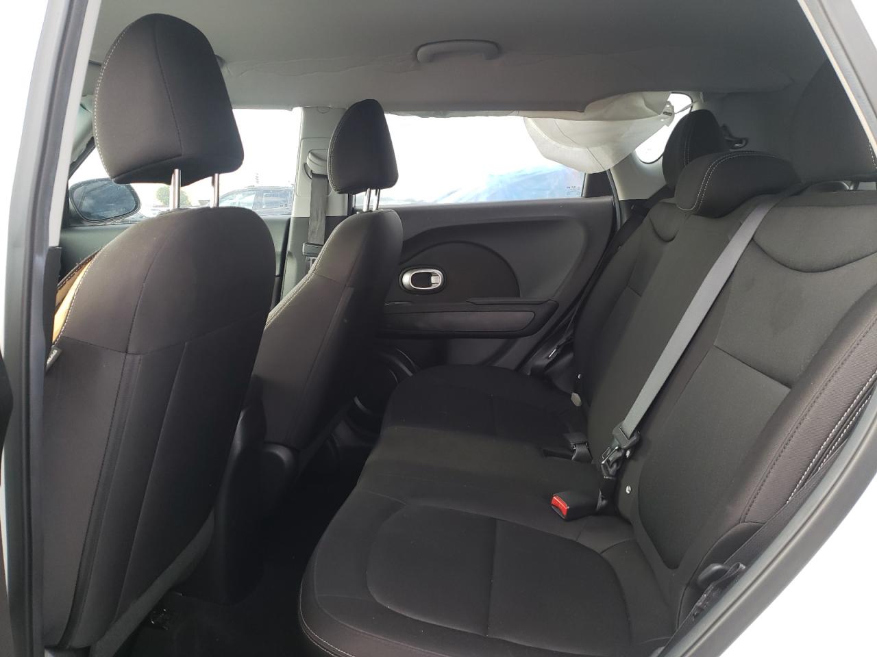 Photo 6 from auction – 2017 KIA SOUL with VIN KNDJN2A29H7477479