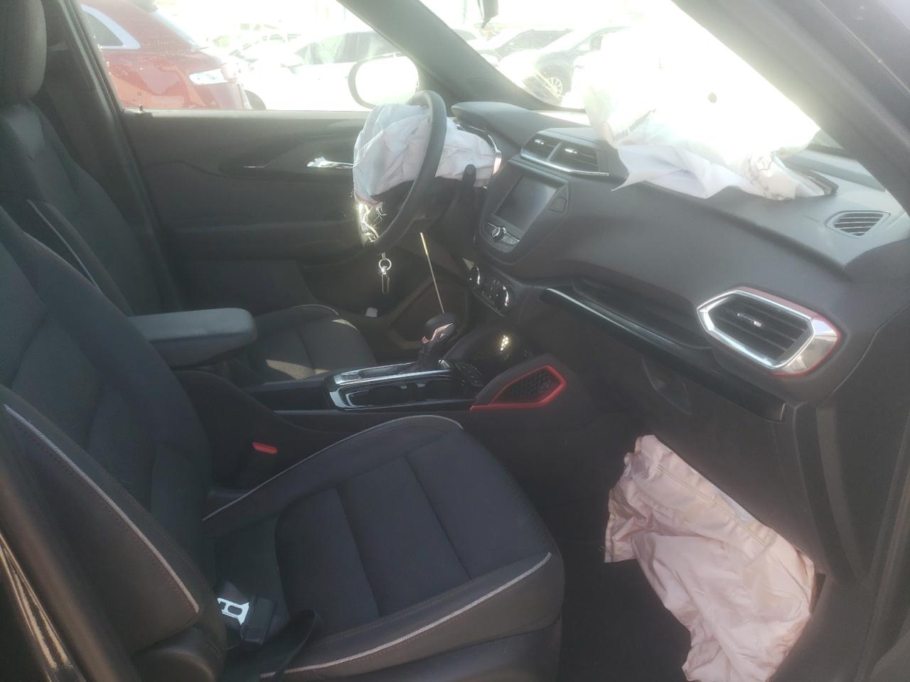 Photo 5 from auction – 2022 CHEVROLET TRAILBLAZE with VIN KL79MTSL0NB016034