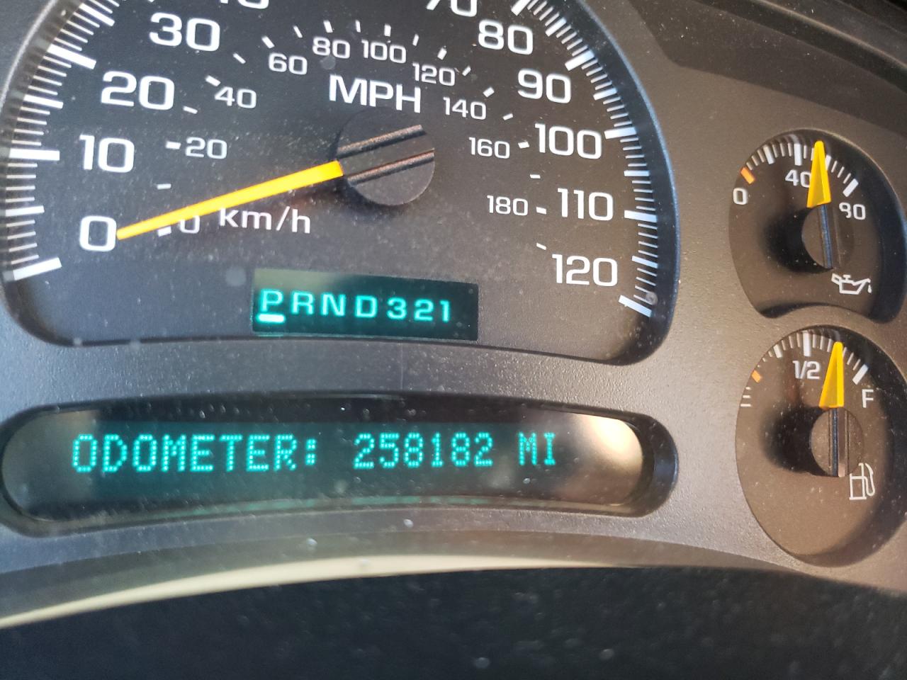 Photo 8 from auction – 2003 GMC NEW SIERRA with VIN 2GTEC19VX31146383