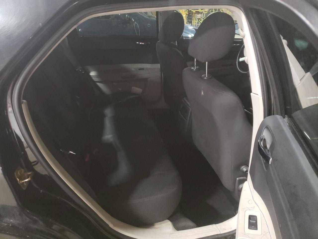 Photo 6 from auction – 2005 CHRYSLER 300 with VIN 2C3JA43R05H160194