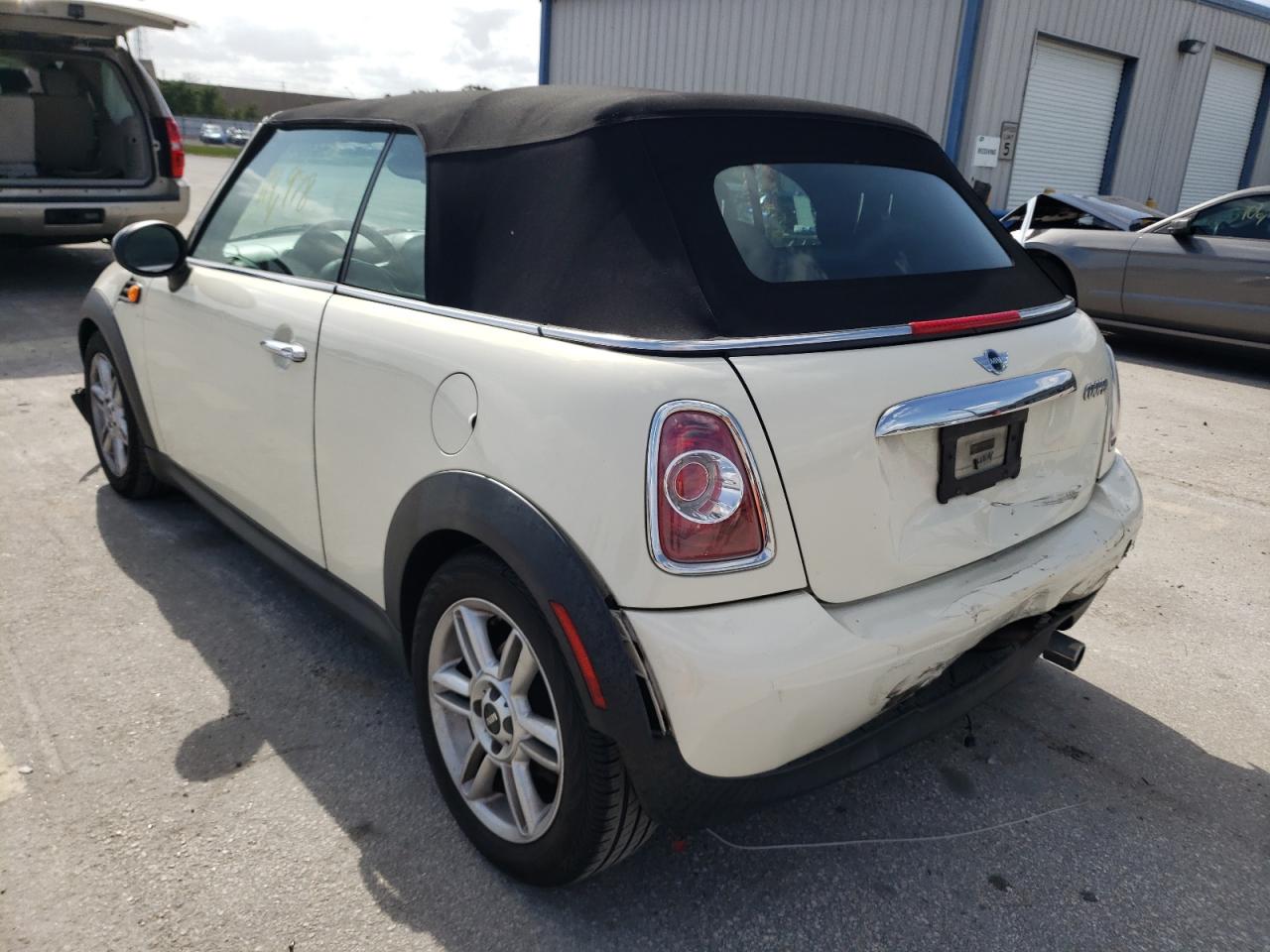 Photo 3 from auction – 2015 MINI COOPER with VIN WMWZN3C5XFT862339