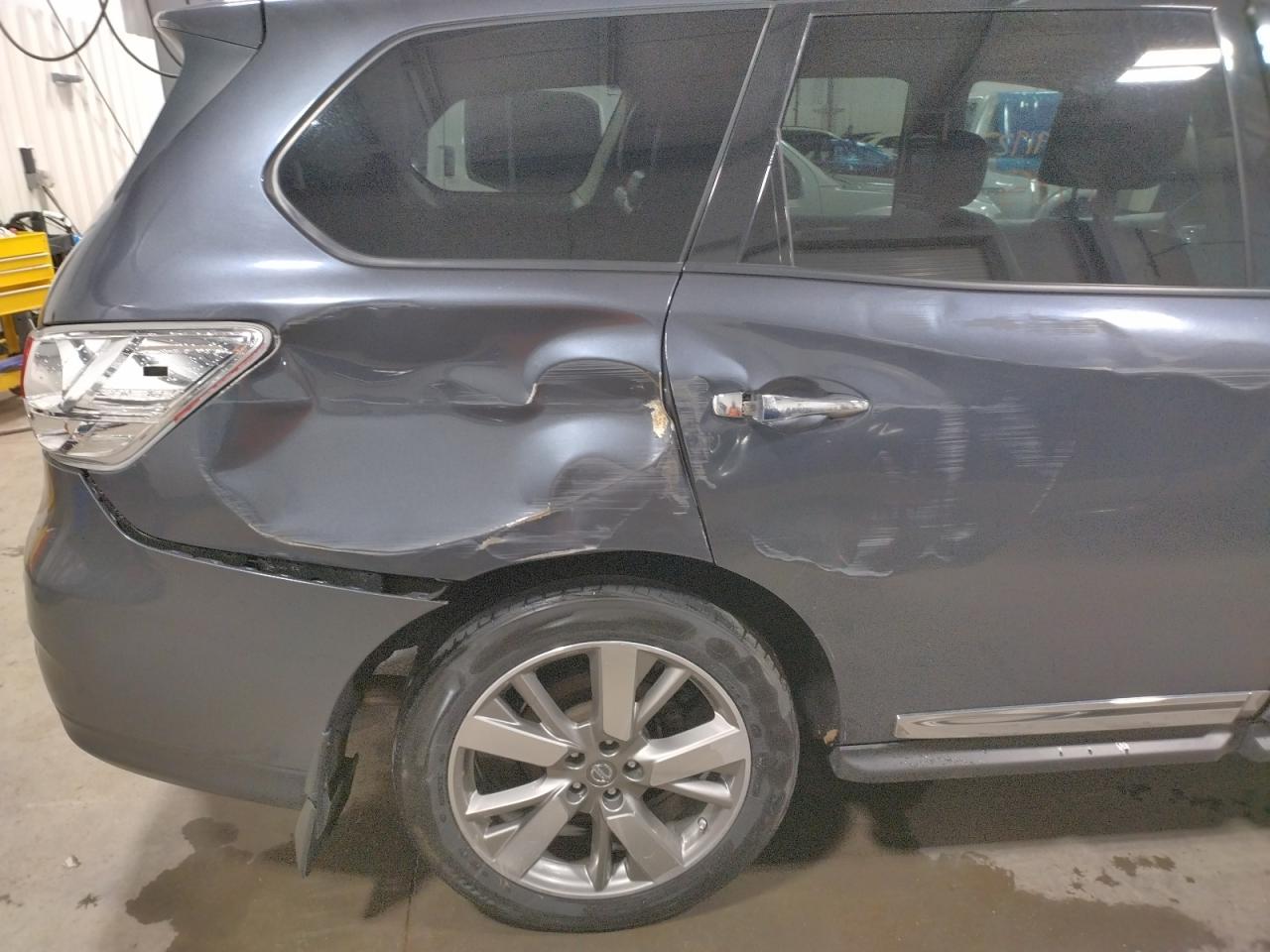 Photo 9 from auction – 2013 NISSAN PATHFINDER with VIN 5N1AR2MM5DC665950