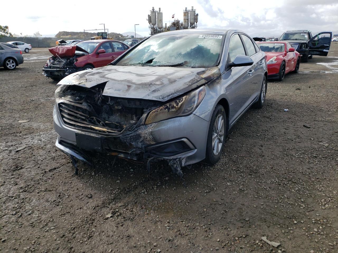 Photo 2 from auction – 2016 HYUNDAI SONATA SE with VIN 5NPE24AF2GH292290