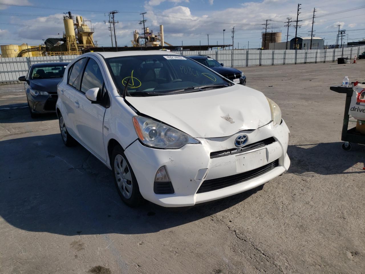 Photo 1 from auction – 2012 TOYOTA PRIUS C with VIN JTDKDTB35C1018692
