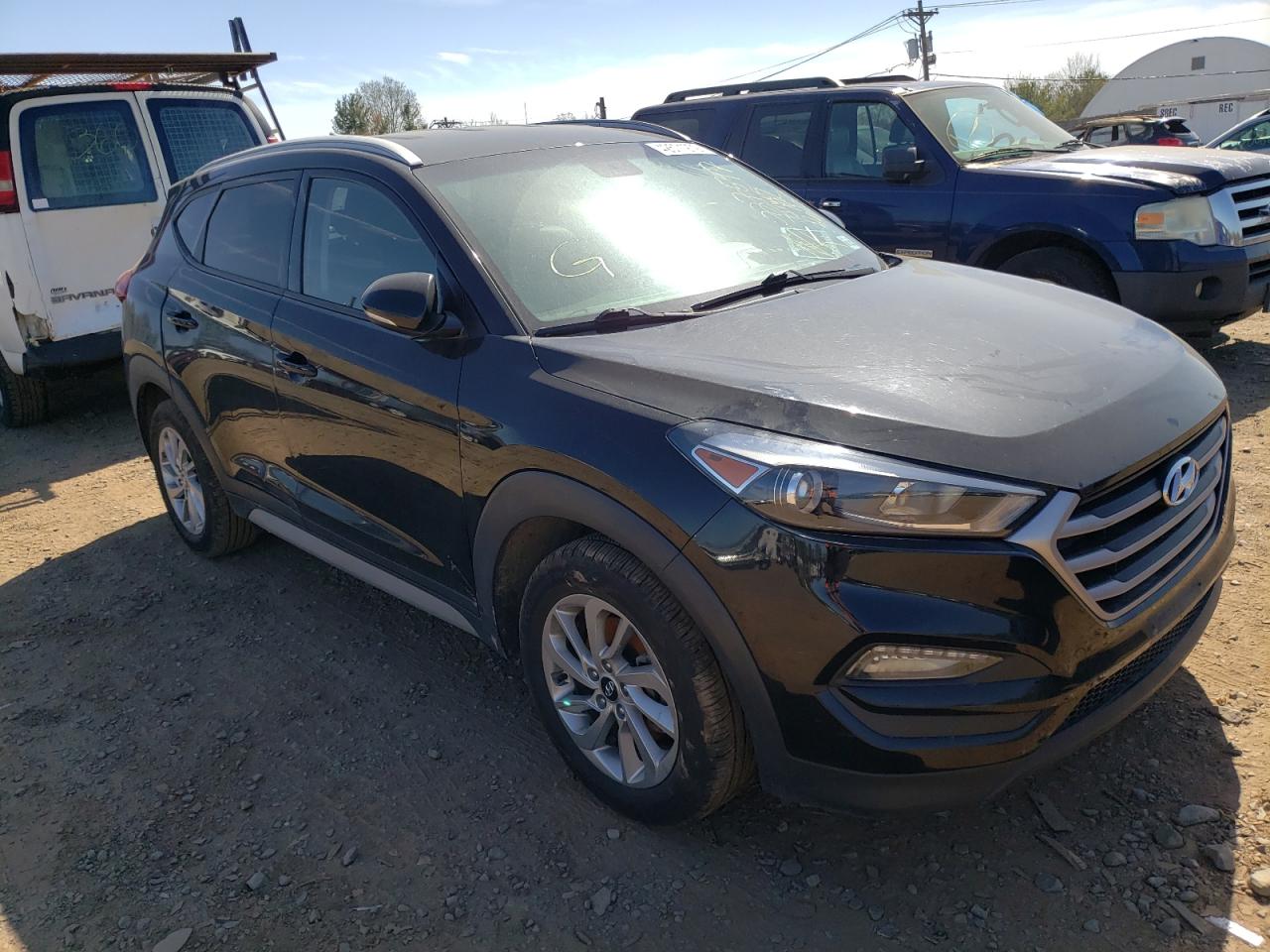 HYUNDAI TUCSON LIM 2017 with VIN KM8J3CA41HU546661 - Photo from auction