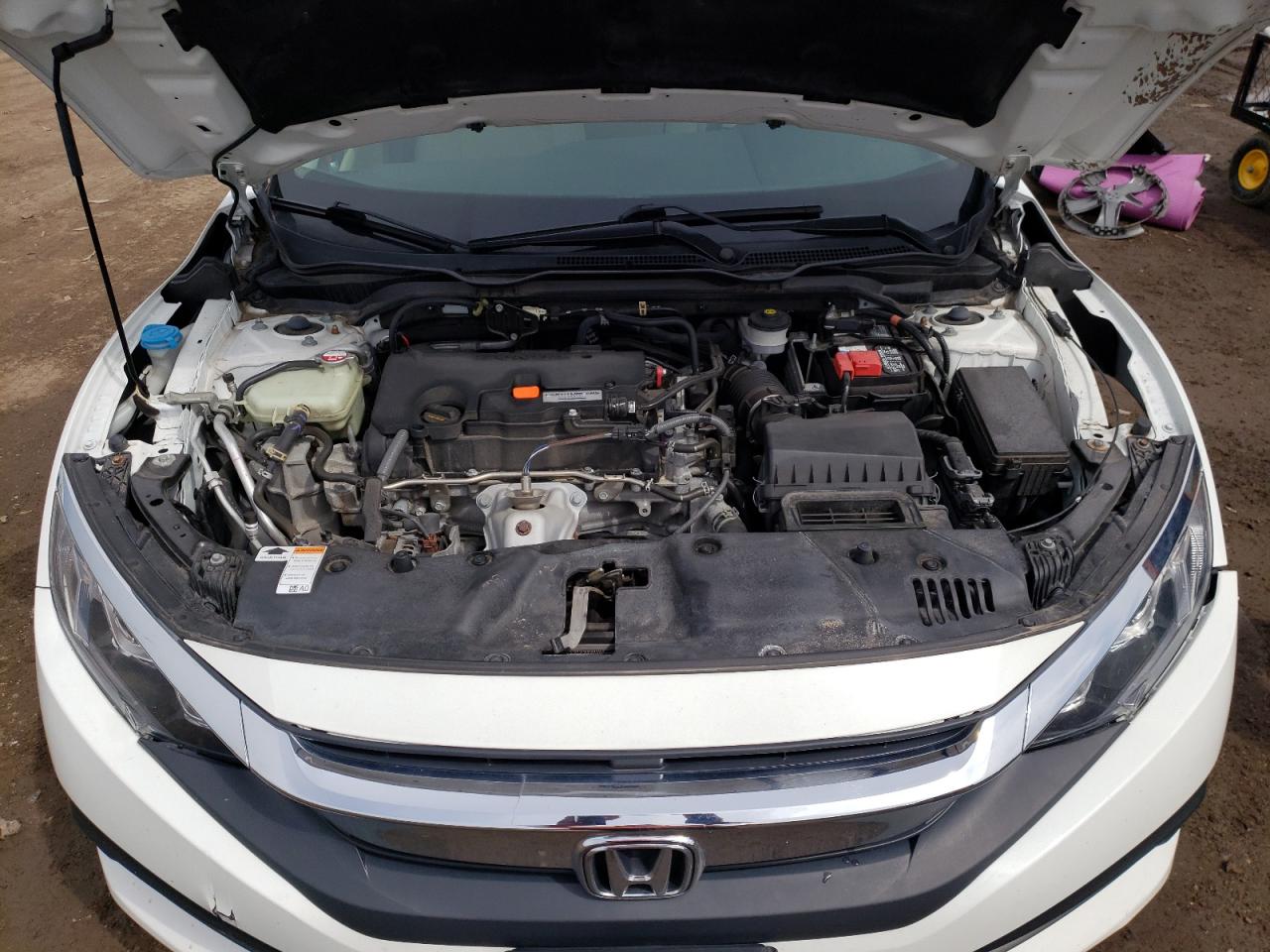 Photo 7 from auction – 2017 HONDA CIVIC LX with VIN 19XFC2F51HE025573