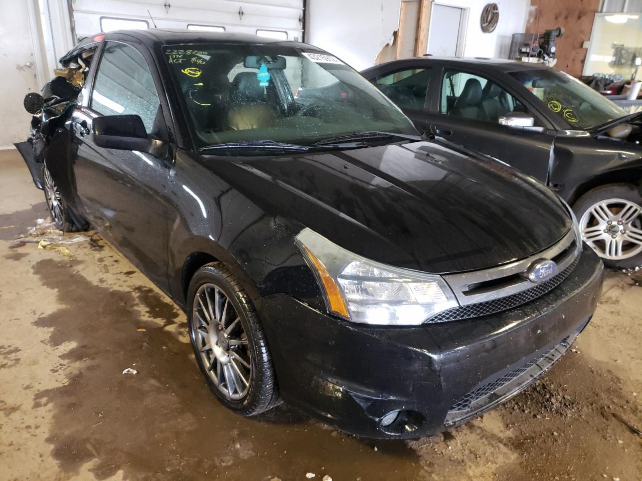 FORD FOCUS SES 2010 with VIN 1FAHP3DN3AW205483 - Photo from auction