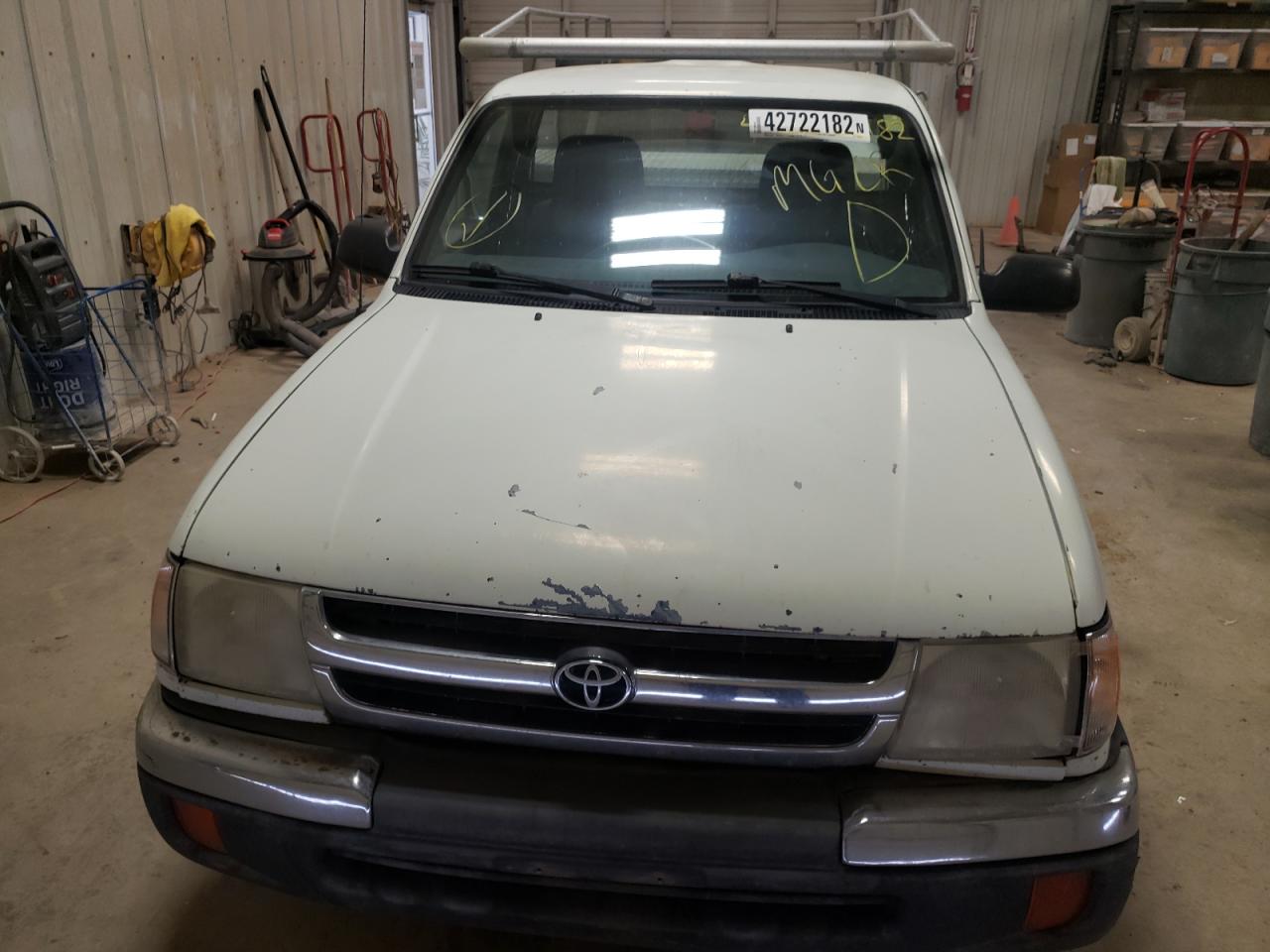Photo 9 from auction – 2000 TOYOTA TACOMA with VIN 4TANL42N0YZ682460