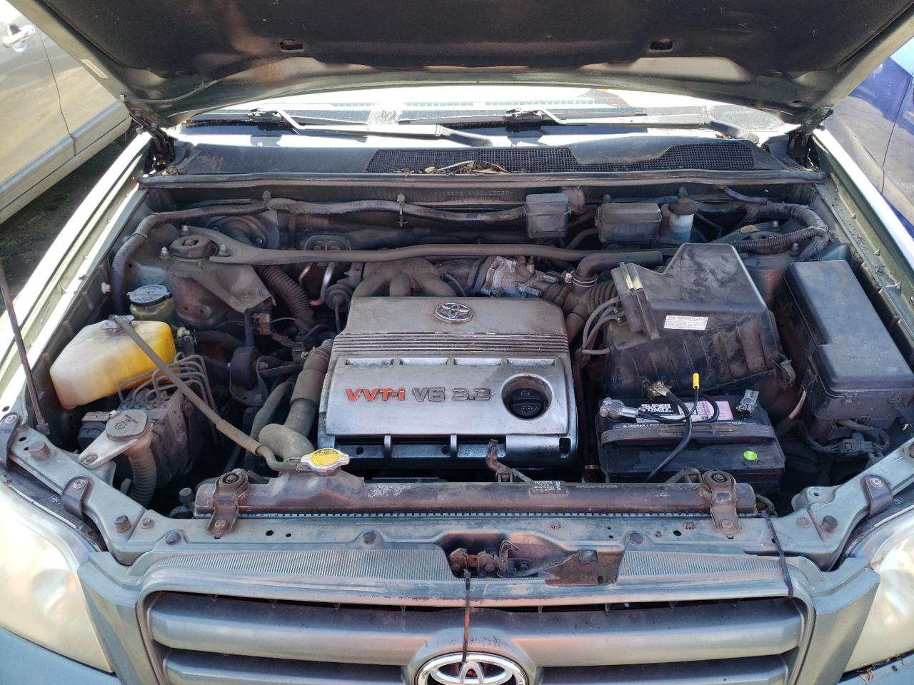 Photo 7 from auction – 2005 TOYOTA HIGHLANDER with VIN JTEEP21A750103052