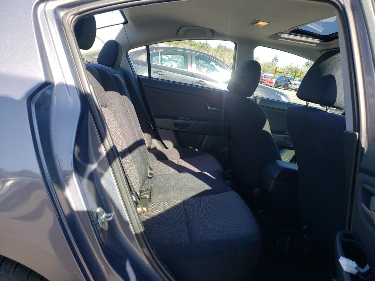 Photo 6 from auction – 2007 MAZDA 3 I with VIN JM1BK12F671600679