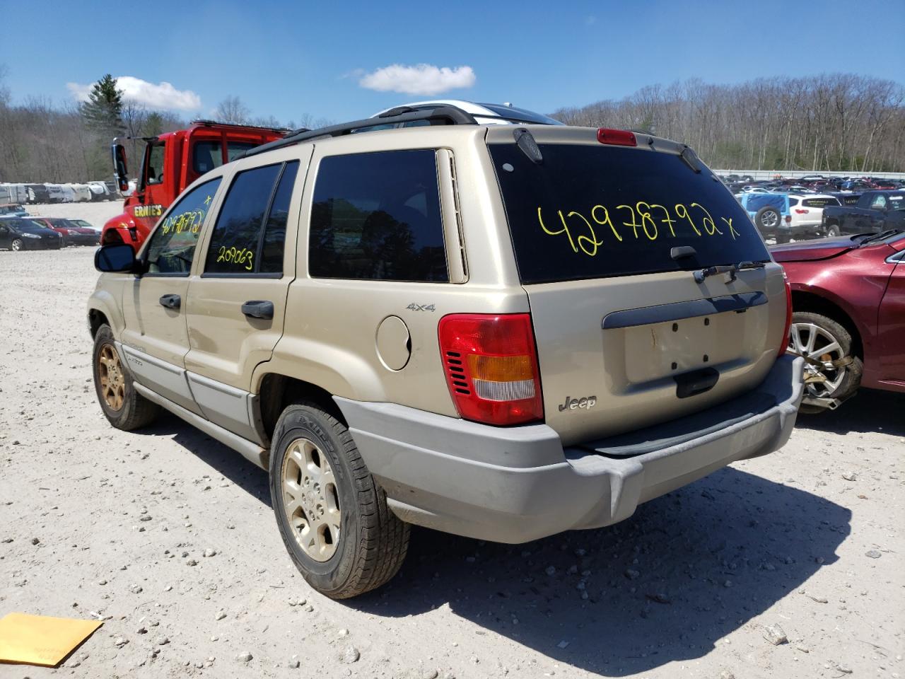 Photo 3 from auction – 2000 JEEP GRAND CHER with VIN 1J4GW48S7YC409871
