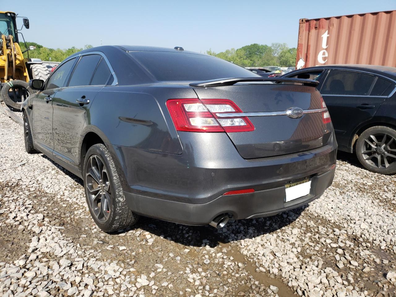 Photo 3 from auction – 2018 FORD TAURUS SHO with VIN 1FAHP2KT1JG130806