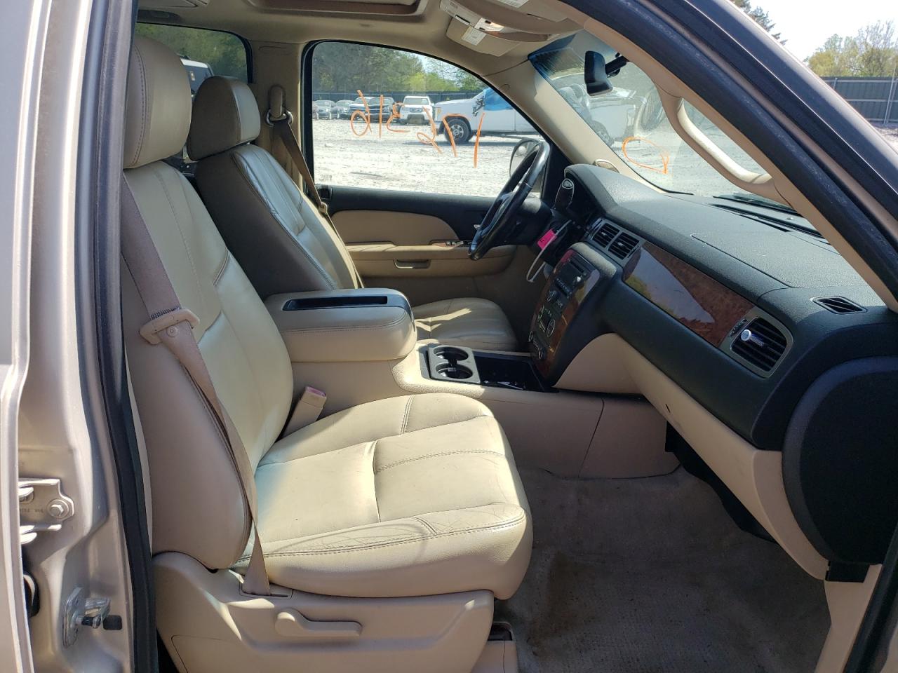 Photo 5 from auction – 2007 CHEVROLET SUBURBAN C with VIN 1GNFC16J67J167563