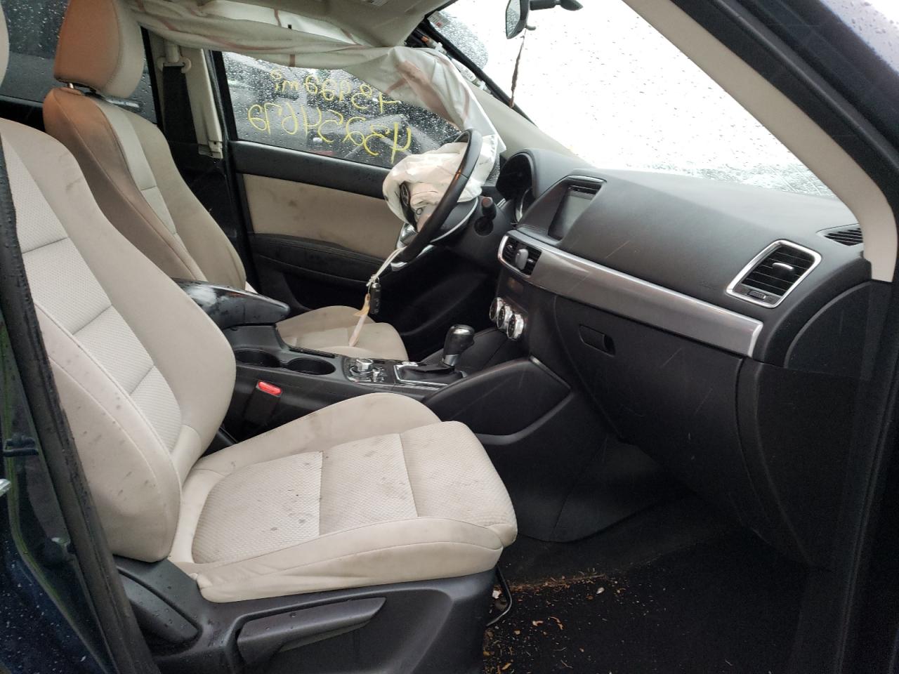 Photo 5 from auction – 2016 MAZDA CX-5 TOURI with VIN JM3KE4CY7G0611633