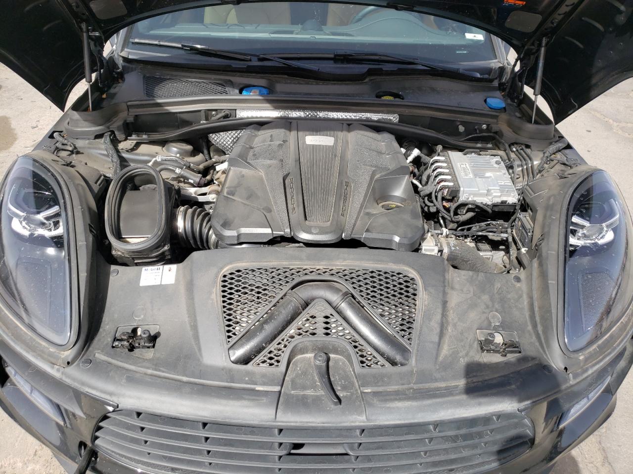 Photo 7 from auction – 2019 PORSCHE MACAN S with VIN WP1AB2A51KLB32558