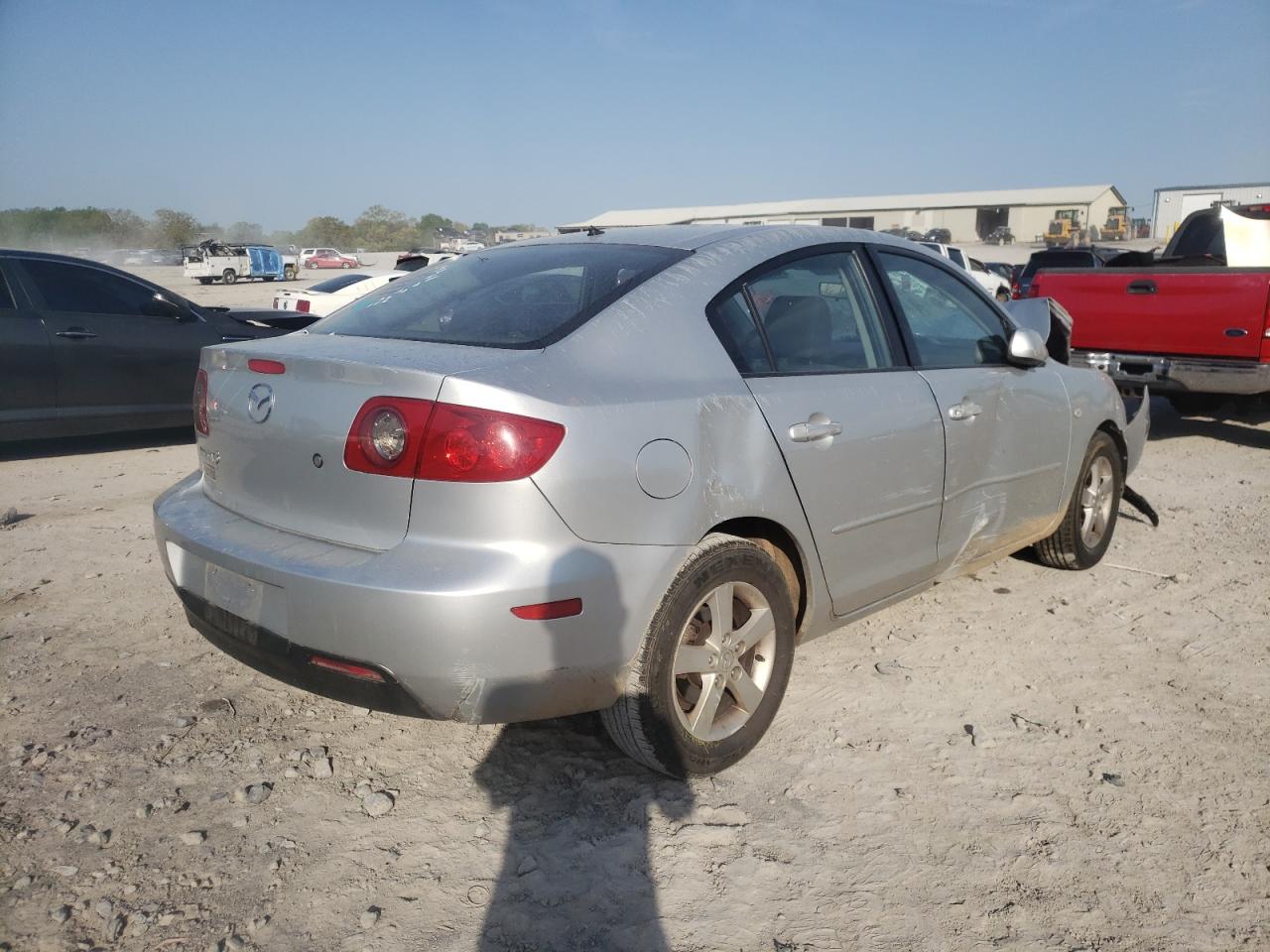 Photo 4 from auction – 2004 MAZDA 3 I with VIN JM1BK12F741149323