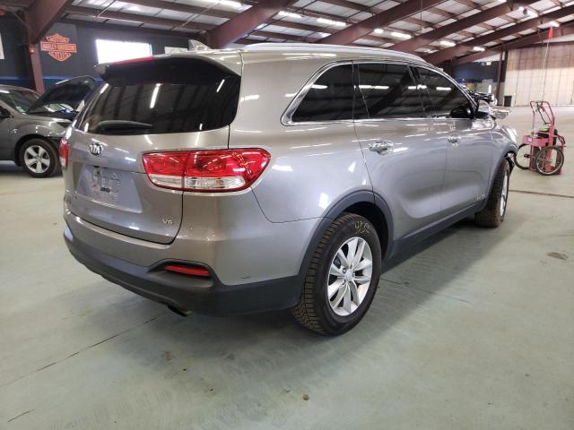 Photo 4 from auction – 2016 KIA SORENTO LX with VIN 5XYPGDA55GG130615