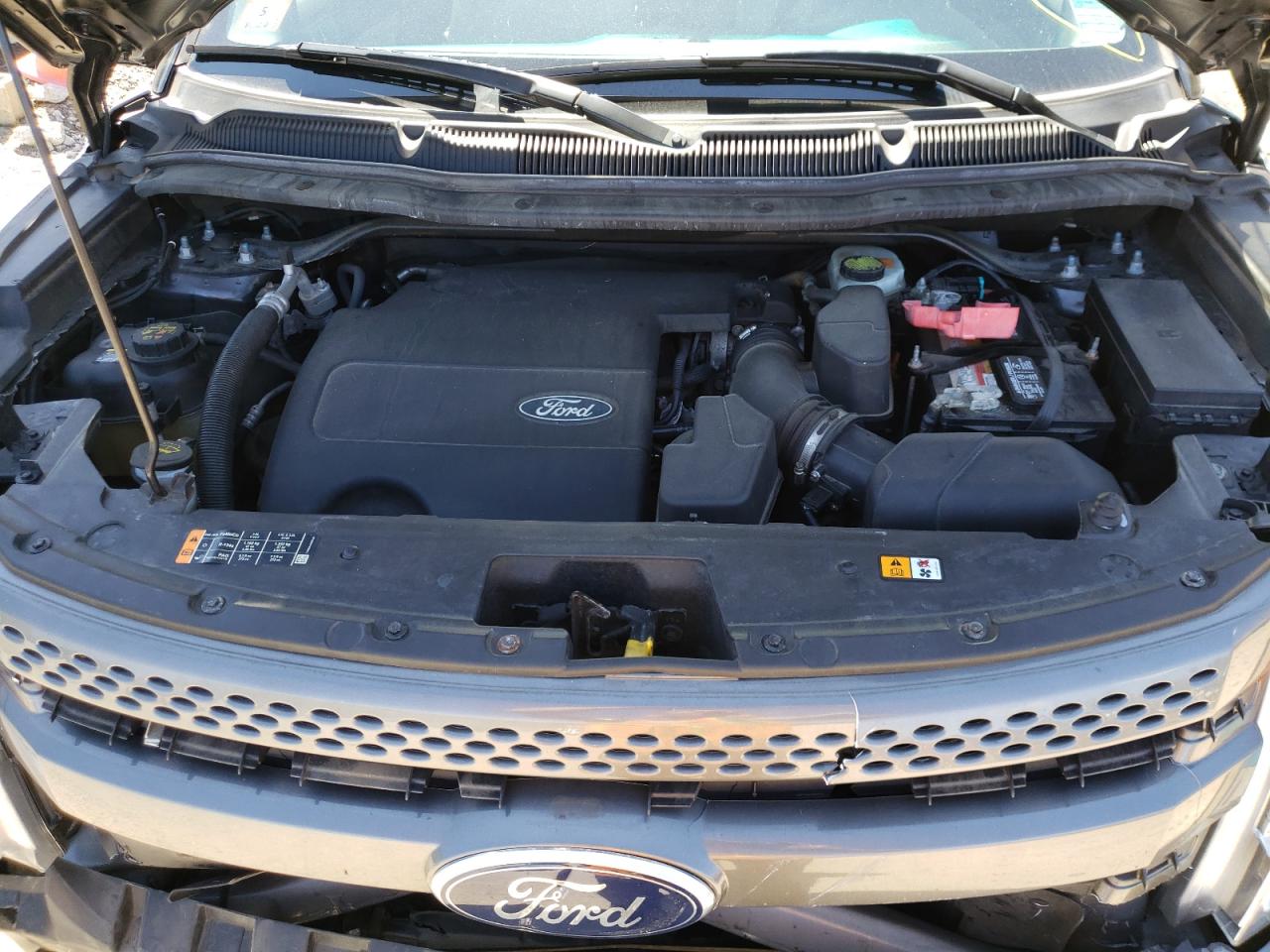 Photo 7 from auction – 2014 FORD EXPLORER L with VIN 1FM5K8F81EGA95254