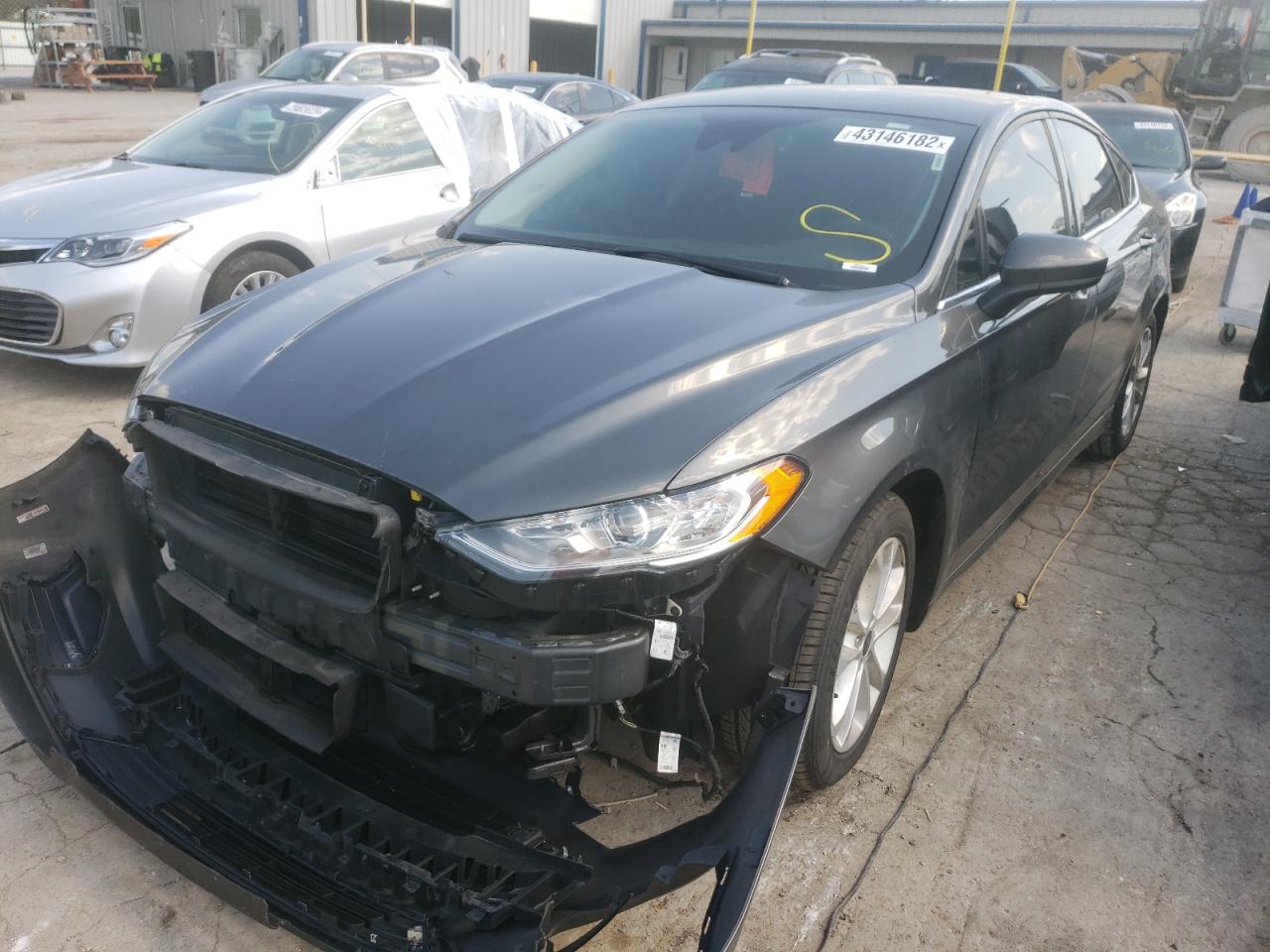 Photo 2 from auction – 2019 FORD FUSION SE with VIN 3FA6P0HD4KR213975