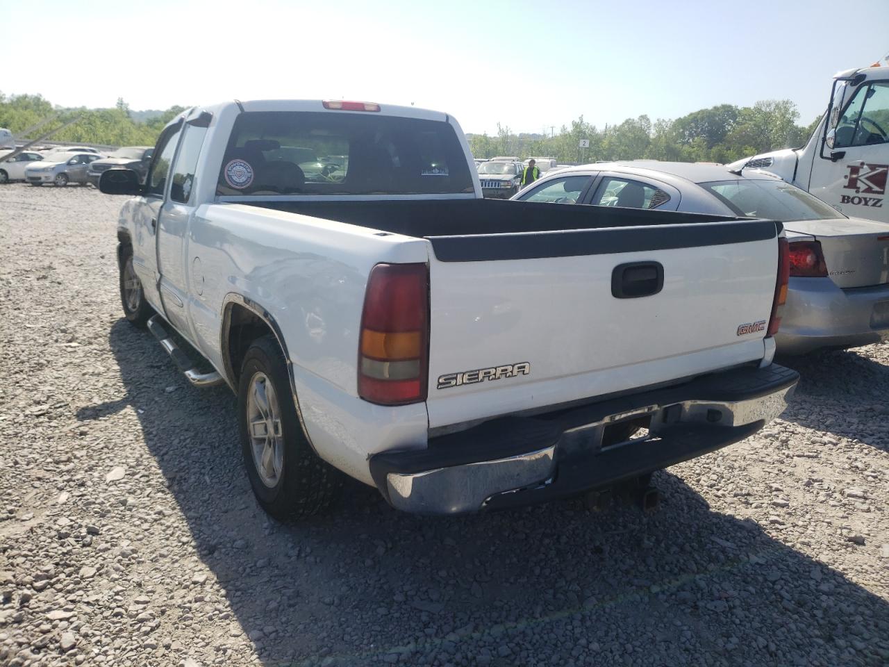 Photo 3 from auction – 2003 GMC NEW SIERRA with VIN 2GTEC19VX31146383