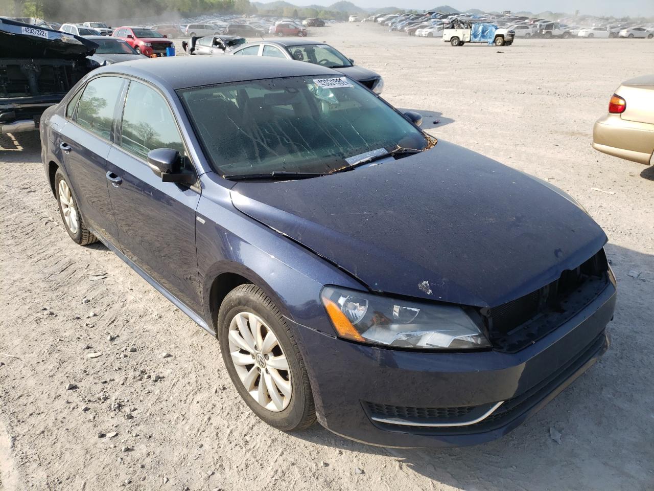 VOLKSWAGEN PASSAT S 2014 with VIN 1VWAS7A38EC092011 - Photo from auction