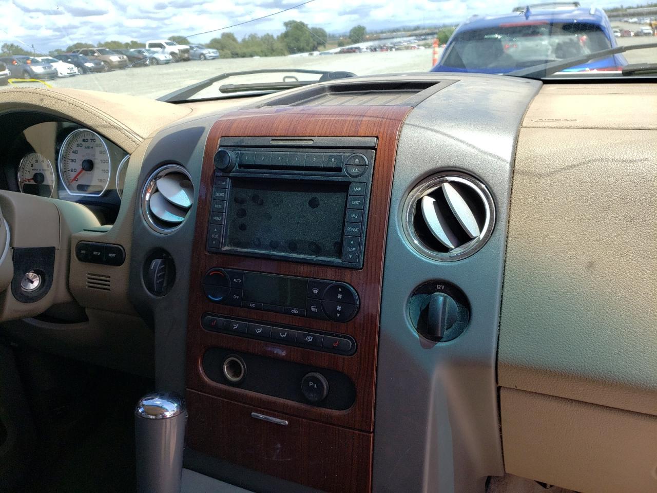 Photo 9 from auction – 2007 FORD F-150 with VIN 1FTPW14587FA89560