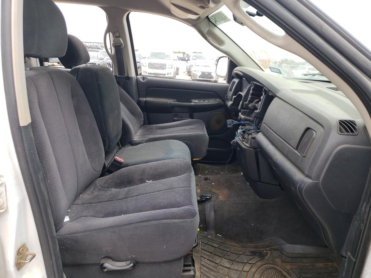 Photo 5 from auction – 2005 DODGE RAM 1500 S with VIN 1D7HA18D55J573402