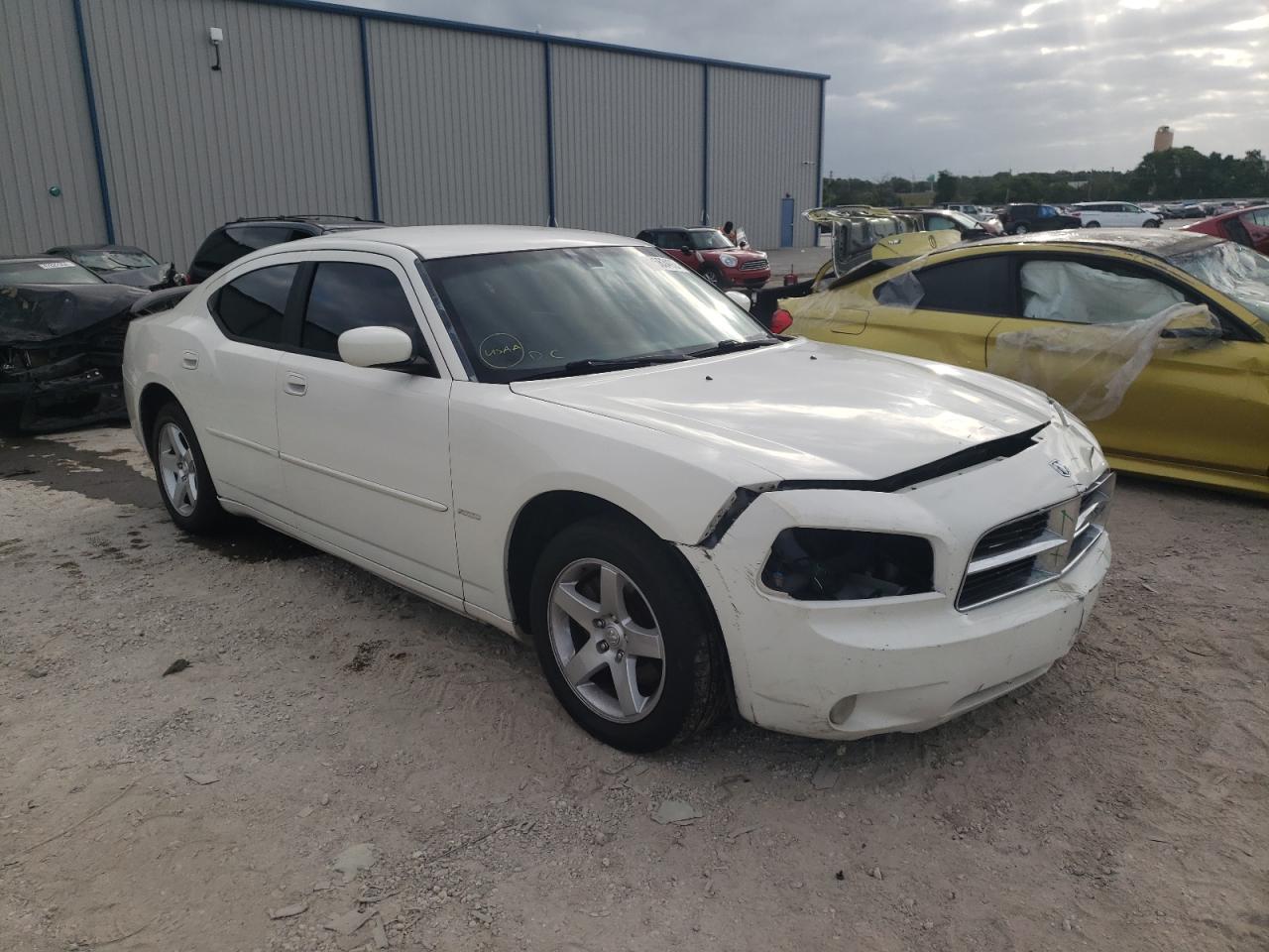 DODGE CHARGER SX 2010 with VIN 2B3CA3CV0AH185829 - Photo from auction