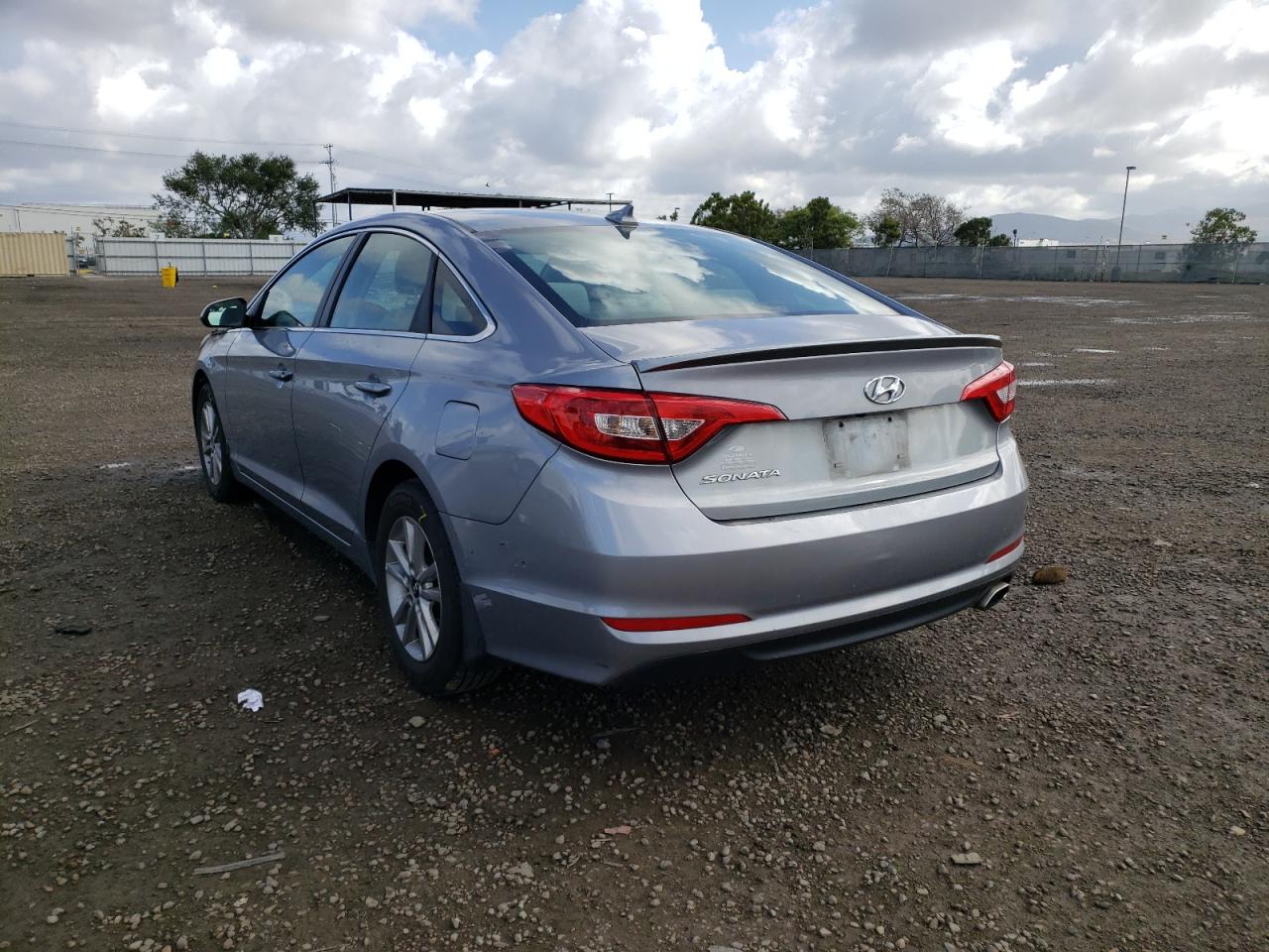 Photo 3 from auction – 2016 HYUNDAI SONATA SE with VIN 5NPE24AF2GH292290