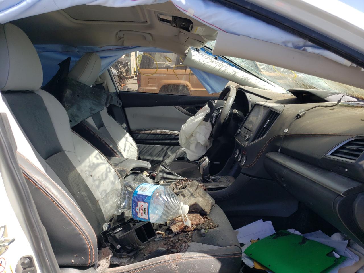 Photo 5 from auction – 2018 SUBARU CROSSTREK with VIN JF2GTAMC9JH288458
