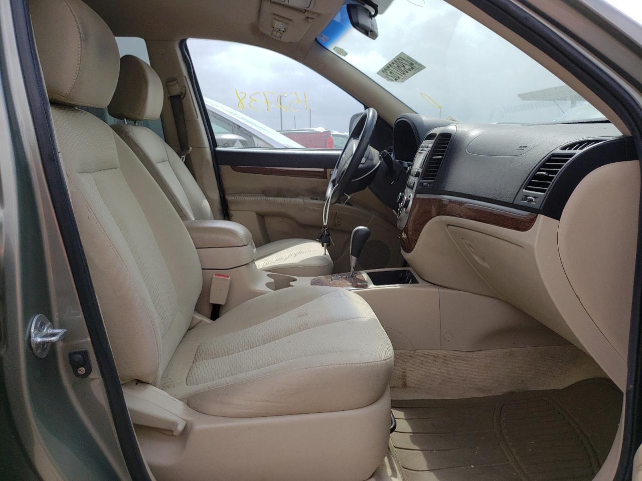 Photo 5 from auction – 2009 HYUNDAI SANTA FE G with VIN 5NMSG13D29H304999