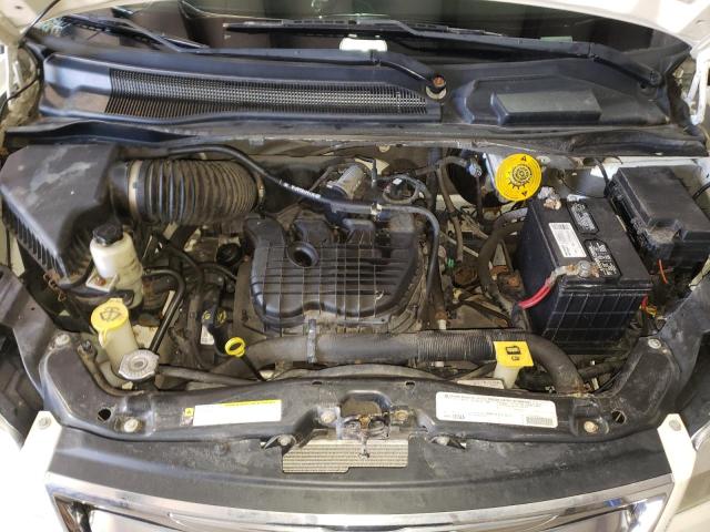 Photo 7 from auction – 2011 CHRYSLER TOWN & COU with VIN 2A4RR5DG4BR701810