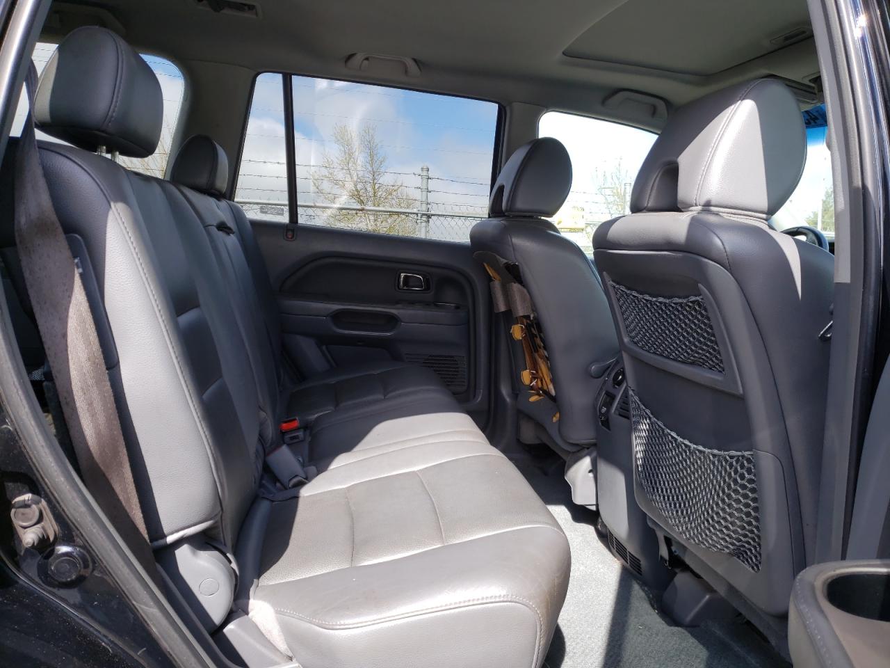 Photo 6 from auction – 2006 HONDA PILOT EX with VIN 2HKYF18746H552606