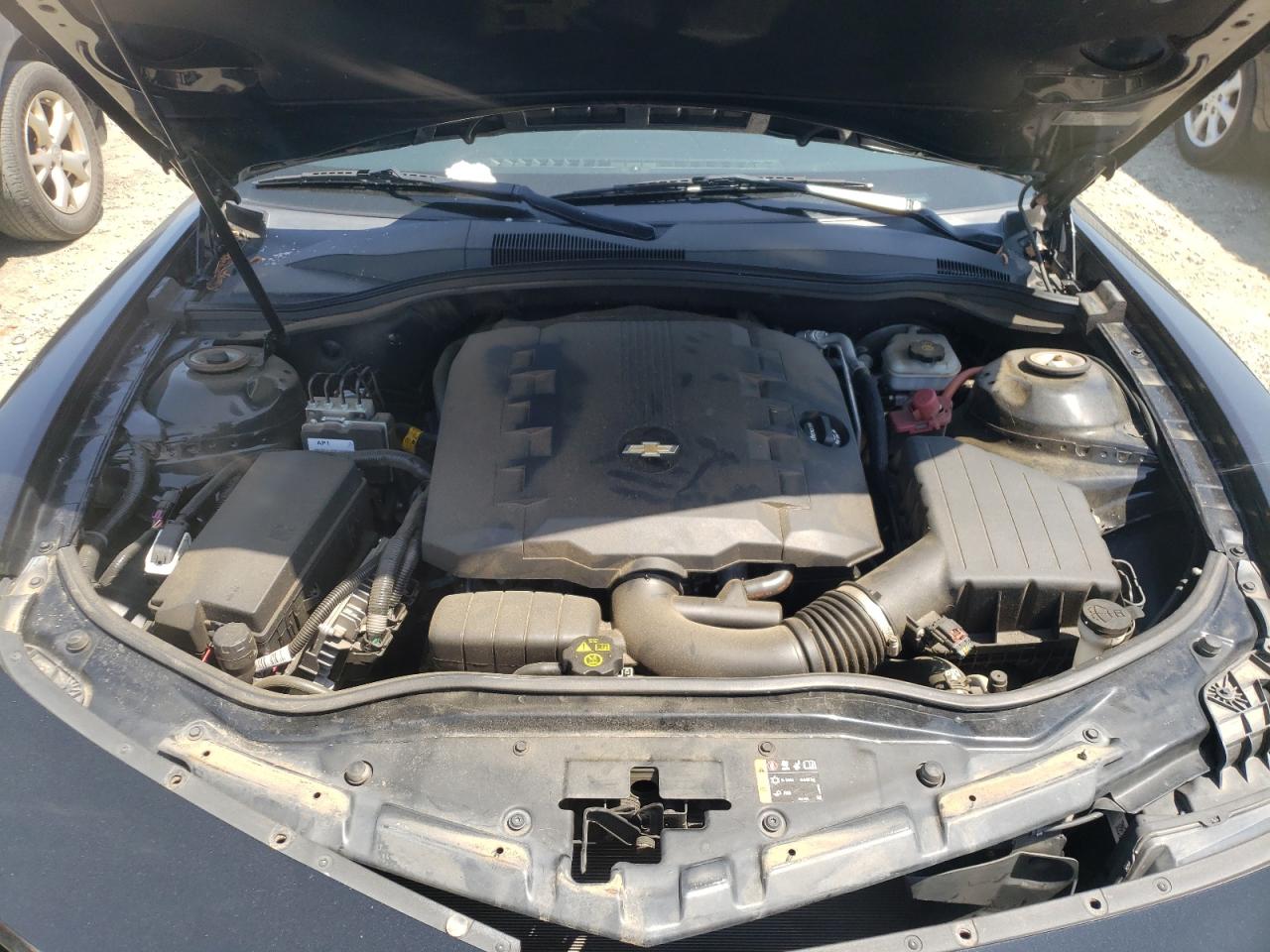 Photo 7 from auction – 2014 CHEVROLET CAMARO LS with VIN 2G1FE1E30E9251157