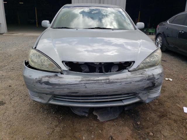 Photo 9 from auction – 2005 TOYOTA CAMRY LE with VIN 4T1BE32K65U531791