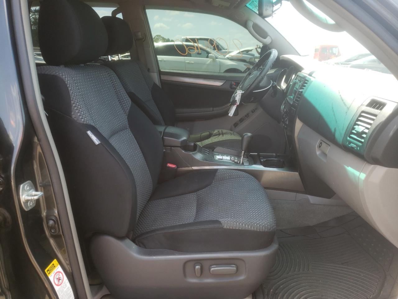 Photo 5 from auction – 2008 TOYOTA 4RUNNER SR with VIN JTEZU14R38K005294