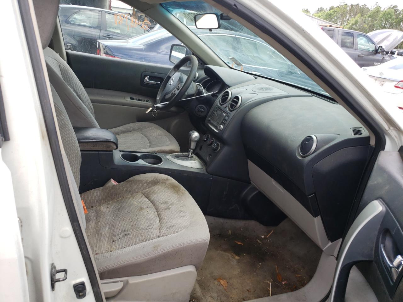 Photo 5 from auction – 2011 NISSAN ROGUE S with VIN JN8AS5MT7BW167685