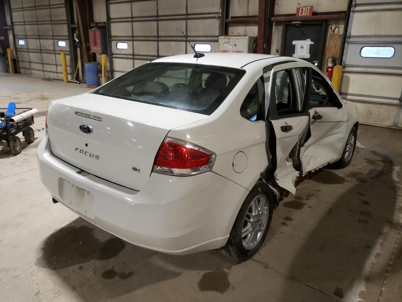 Photo 4 from auction – 2009 FORD FOCUS SE with VIN 1FAHP35N39W120976