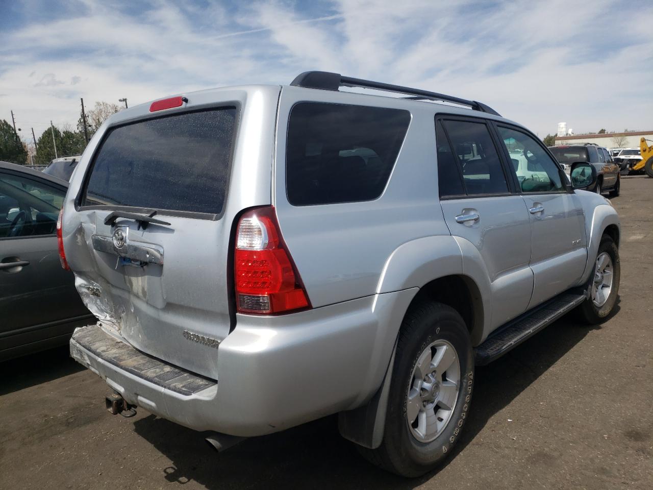 Photo 4 from auction – 2006 TOYOTA 4RUNNER SR with VIN JTEBU14R460098742
