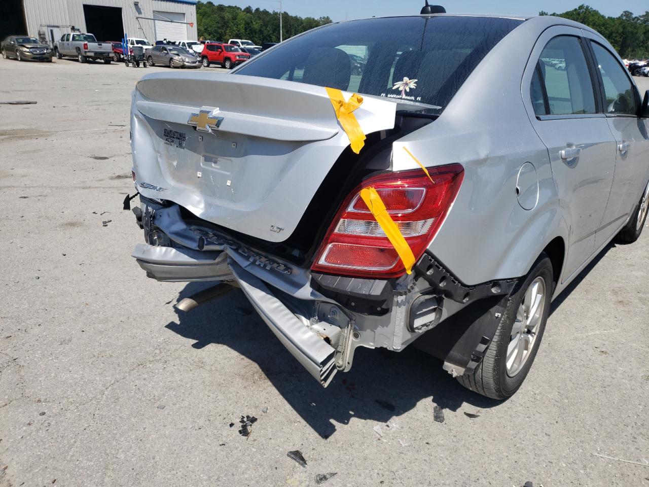 Photo 9 from auction – 2019 CHEVROLET SONIC LT with VIN 1G1JD5SB8K4119455